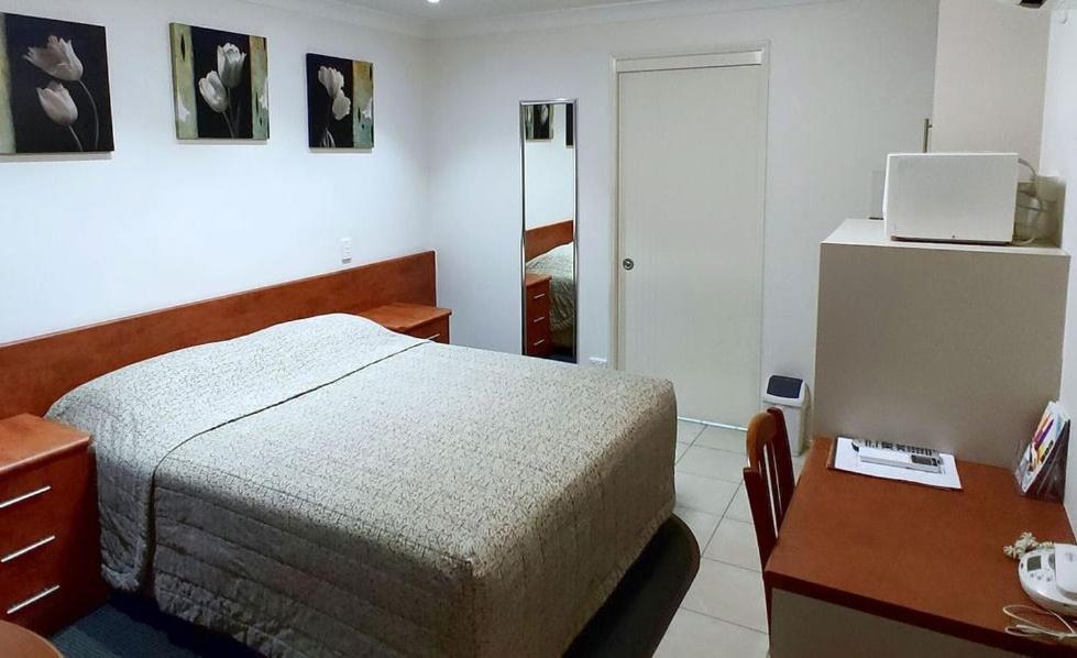 Motel Myall Dalby Kültér fotó