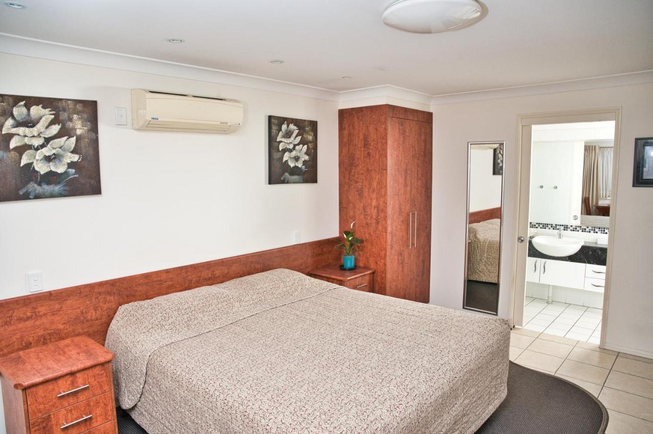 Motel Myall Dalby Kültér fotó