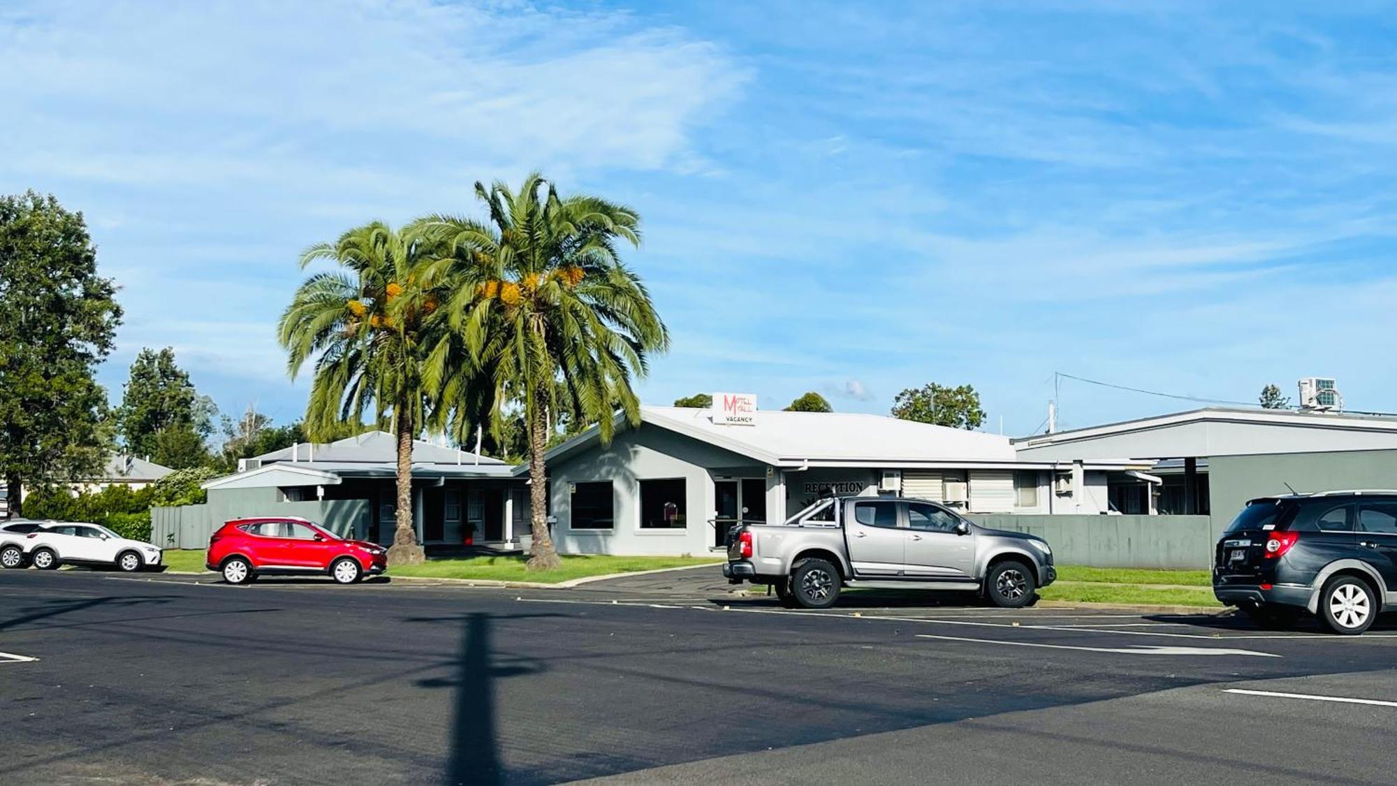 Motel Myall Dalby Kültér fotó