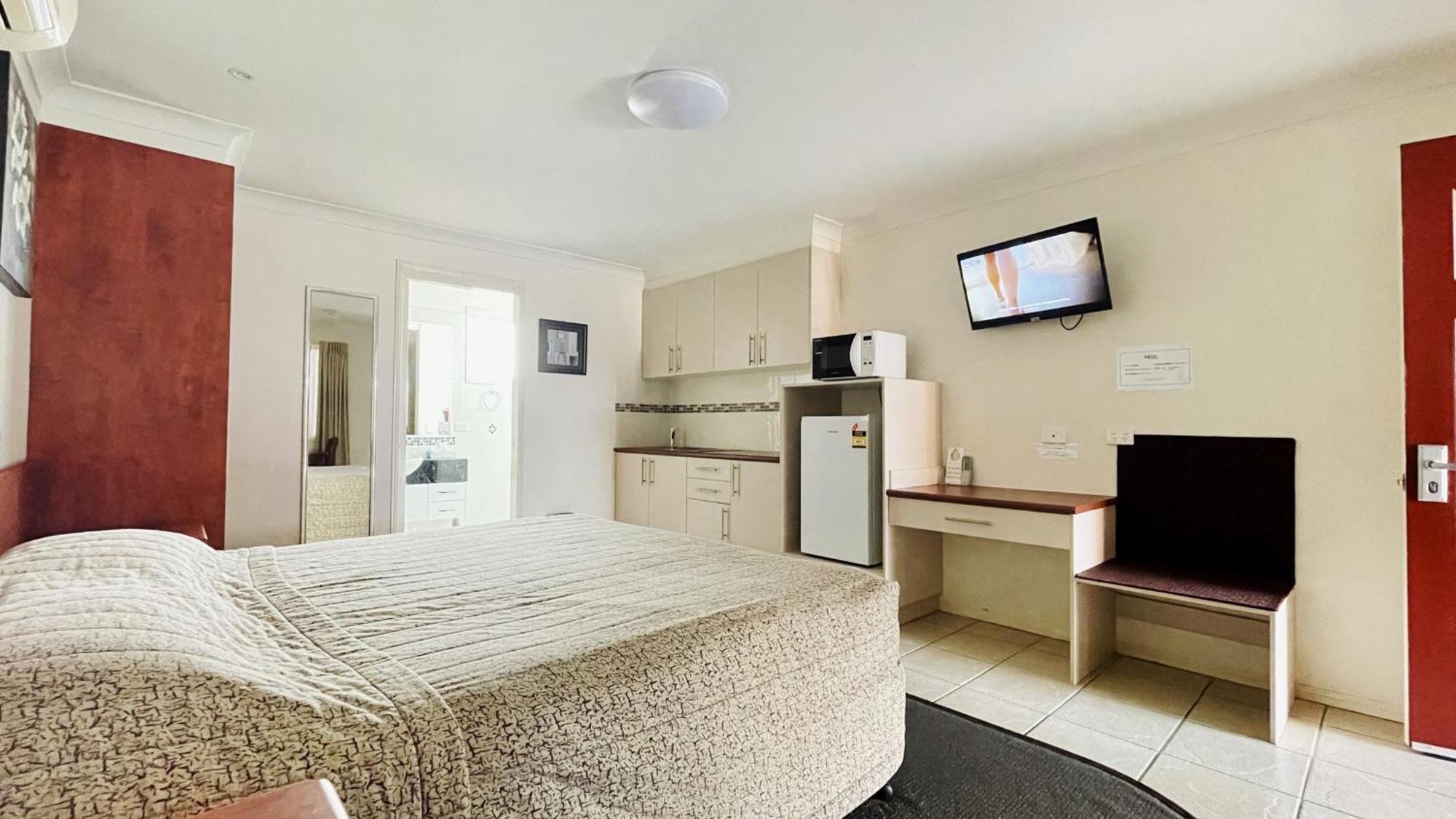 Motel Myall Dalby Kültér fotó