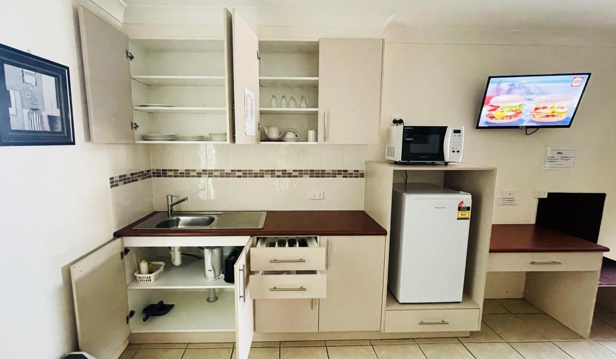 Motel Myall Dalby Kültér fotó