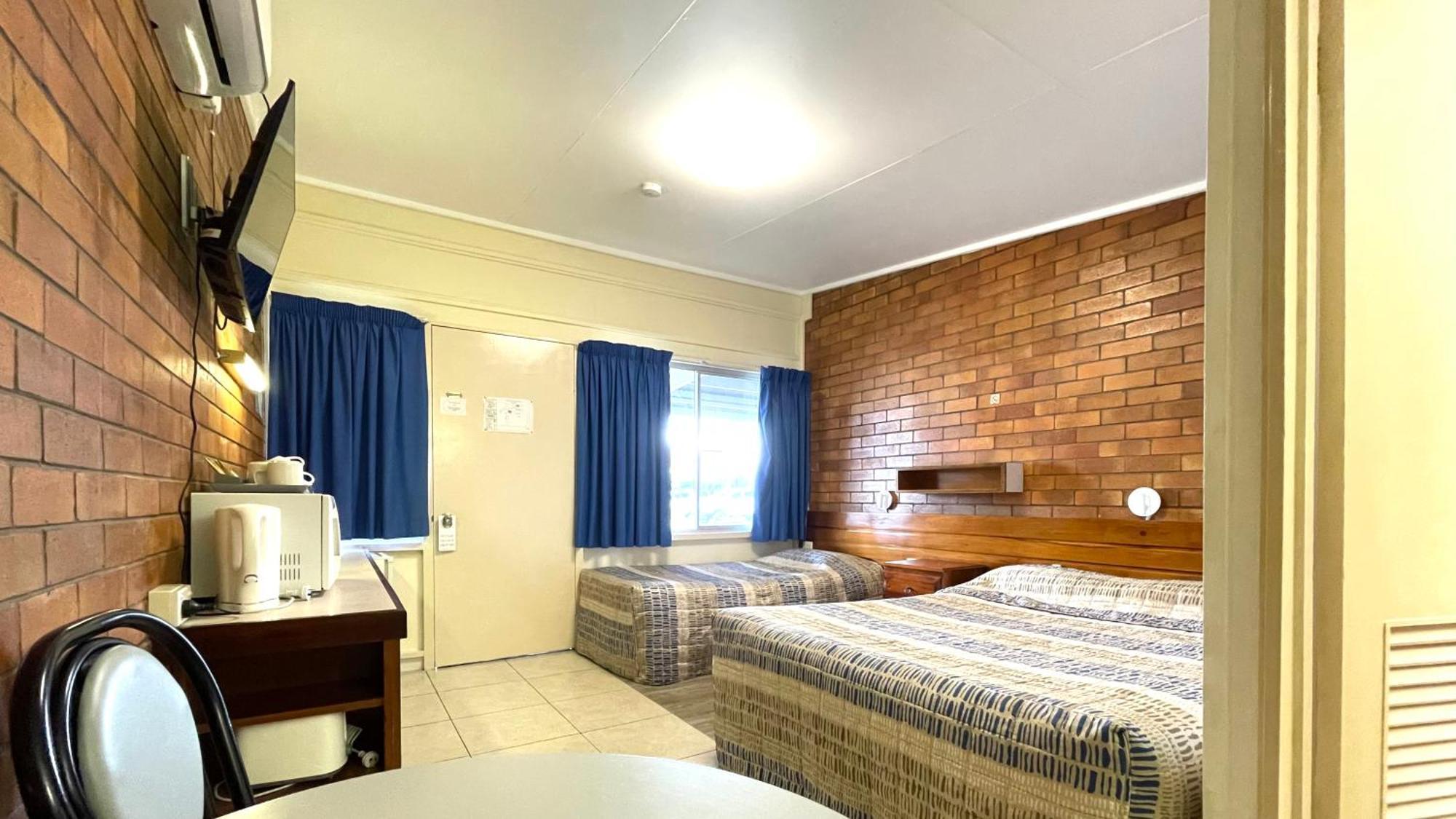 Motel Myall Dalby Kültér fotó
